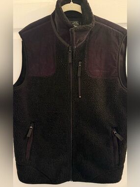 Men’s Black Sherpa Vest with Corduroy Yoke